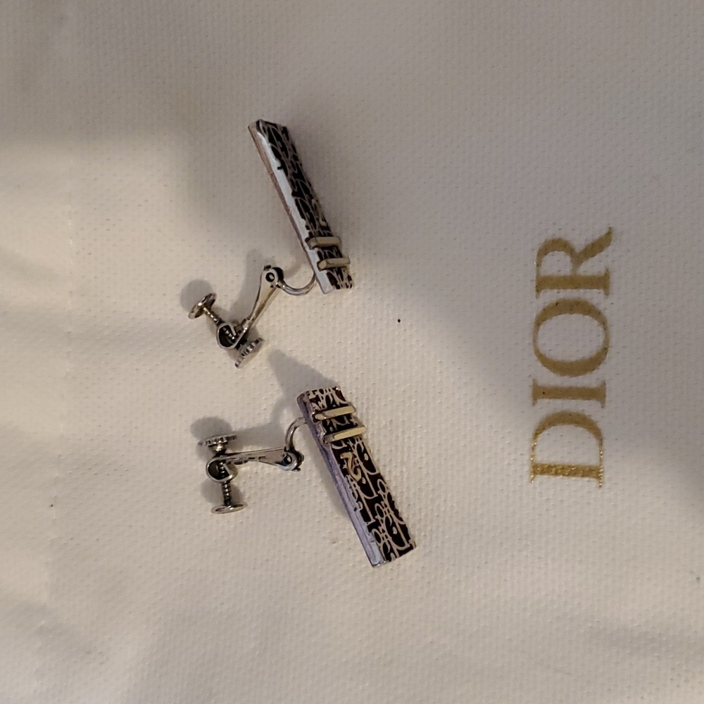 Dior Authentic Vintage Trotter 2 Earrings - Picture 6 of 6